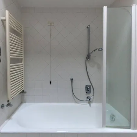 Apartament 39 Via Guglielmo Silva